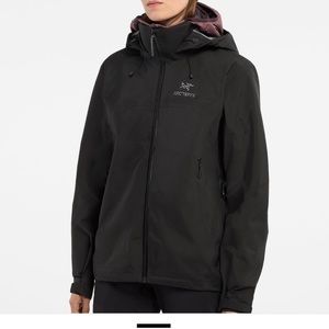 Beta AR Women’s Arc’teryx Jacket